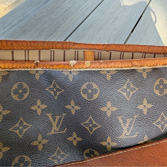 Authentic Louis Vuitton Delightful PM bag (with dust bag) - Picture 6 of 16
